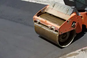 6 Benefits Of Commercial Asphalt Paving For Business